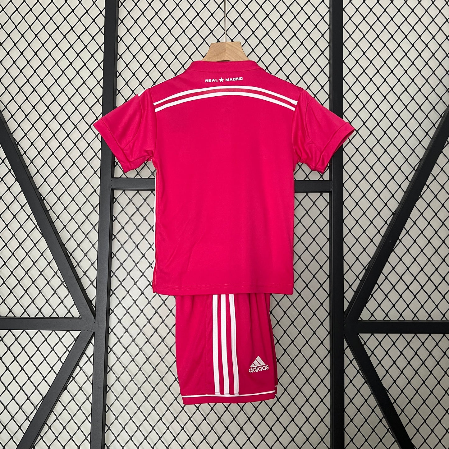 14/15 Kids Retro Real Madrid Away Kit