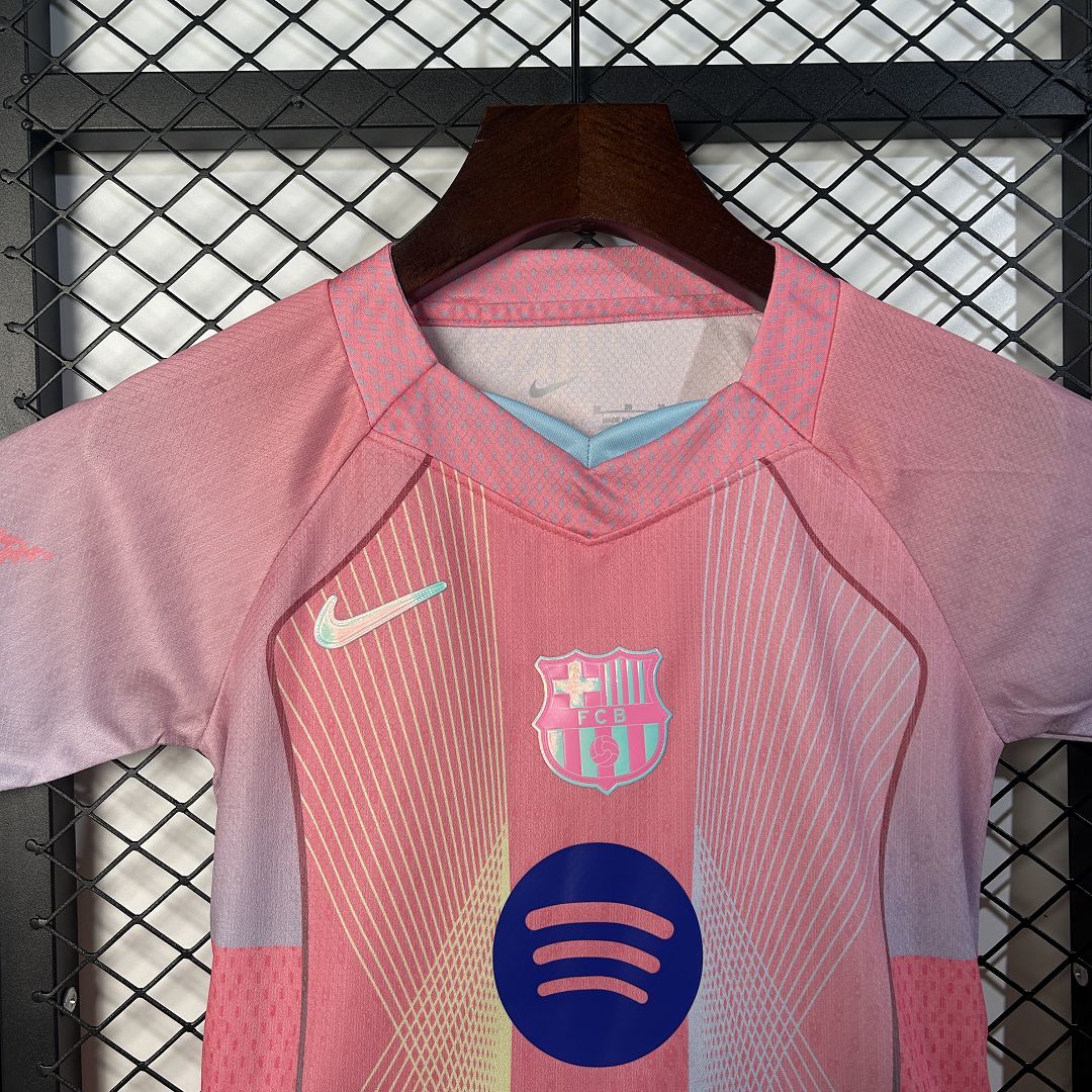 Barcelona "Aurora" Kids Kit