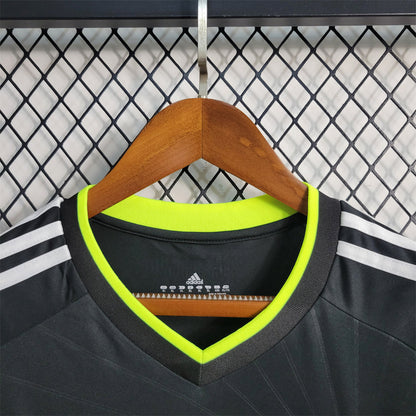 Real Madrid 10/11 Long Sleeve Away Kit