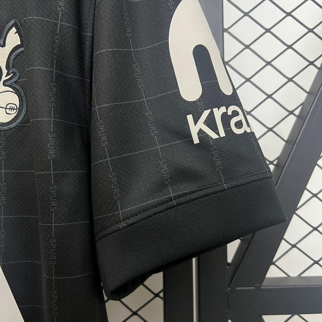 Tottenham 25/26 Away Kit