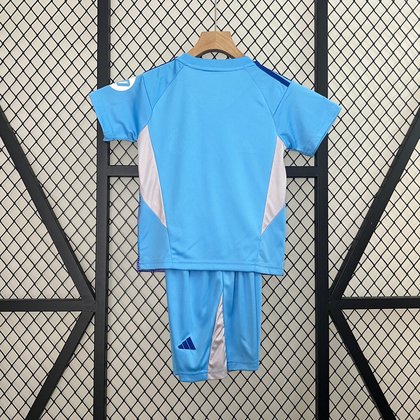 24/25 Kids Real Madrid Kit