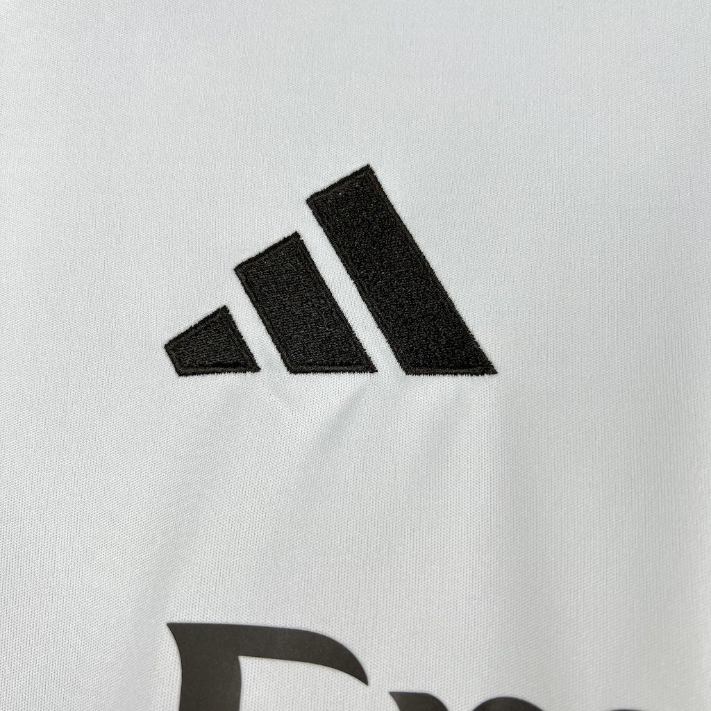 Real Madrid 25/26 Long Sleeve Home Kit