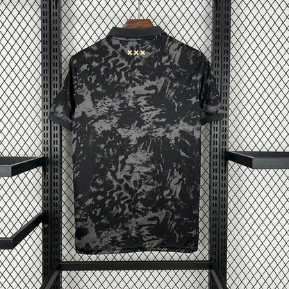 Ajax x Stone Island Special Kit
