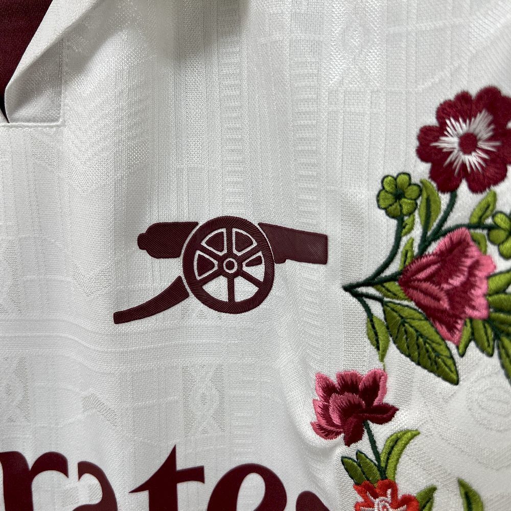 Arsenal “Royal Blossom” Special Kit