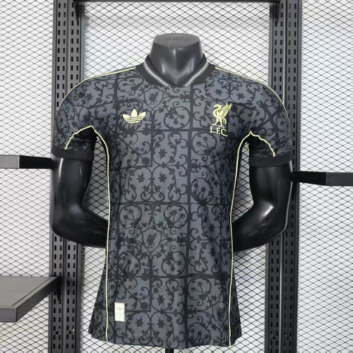 Liverpool “Heritage” Special Kit