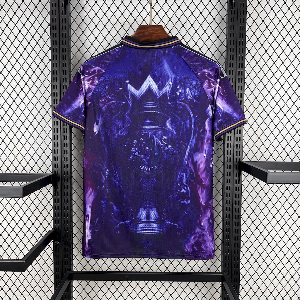 Manchester United “Nebula Night” Special Kit