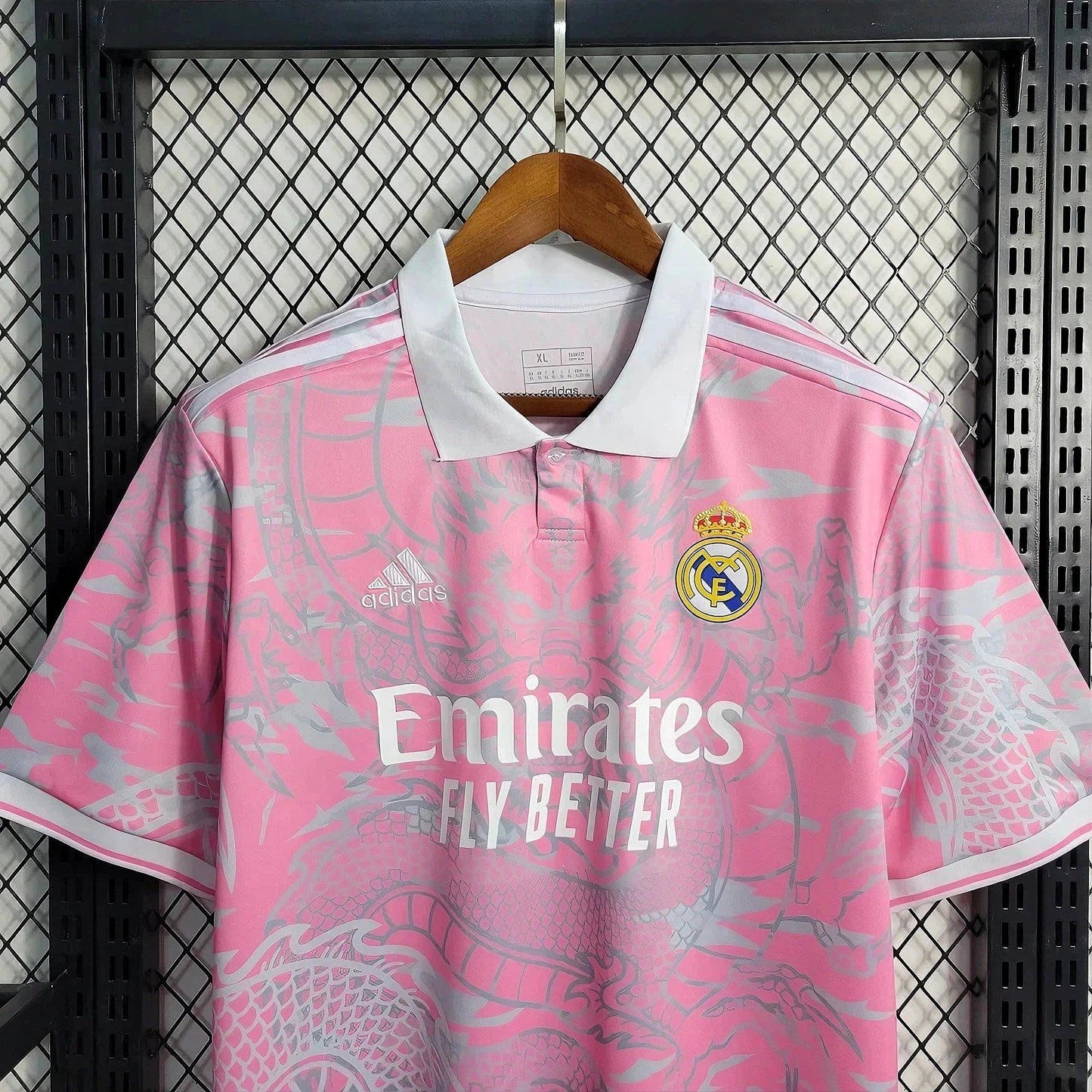 Real Madrid "Pink Dragon"special kit