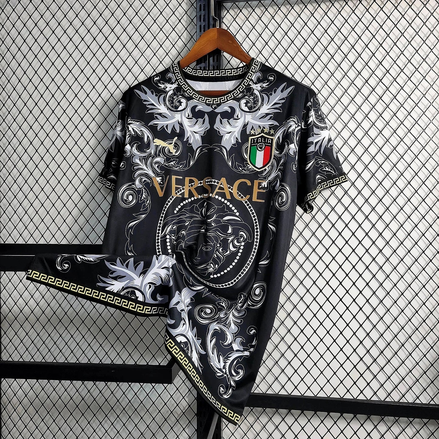 Italy "Black Versace" special kit